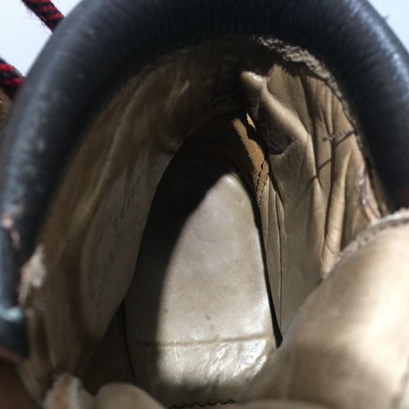VINTAGE VIBRAM LEATHER HIKING BOOTS SIZE 8 - Picture 8 of 8